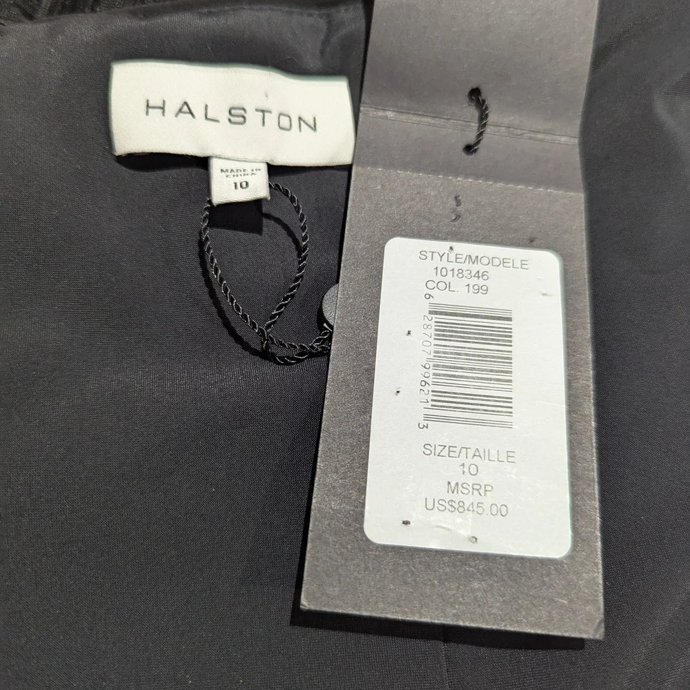 Halston Elegant Black Evening Dress - Picture 12 of 14